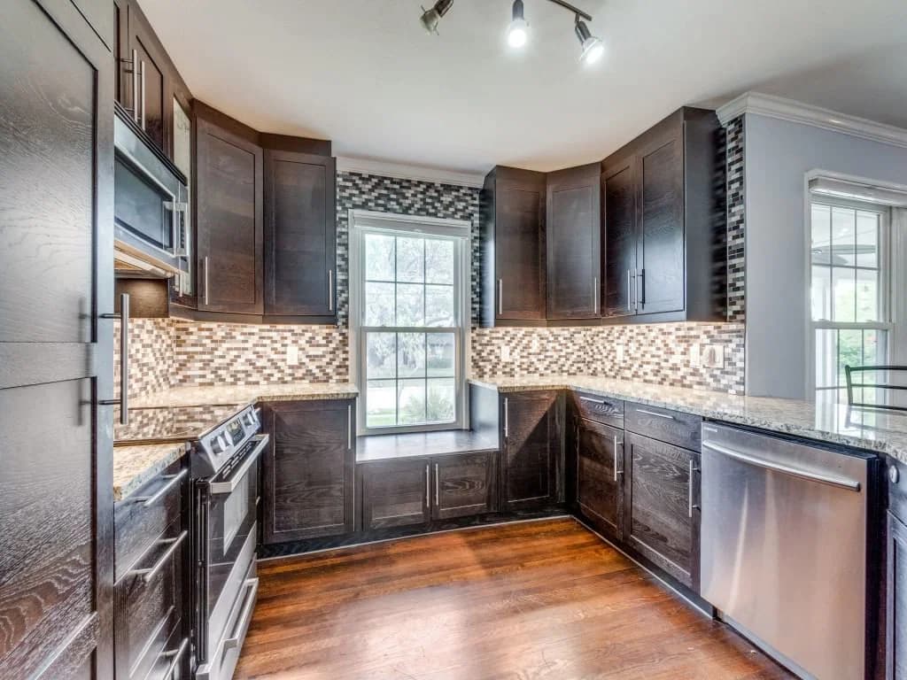9520 Ash Creek Drive - Photo