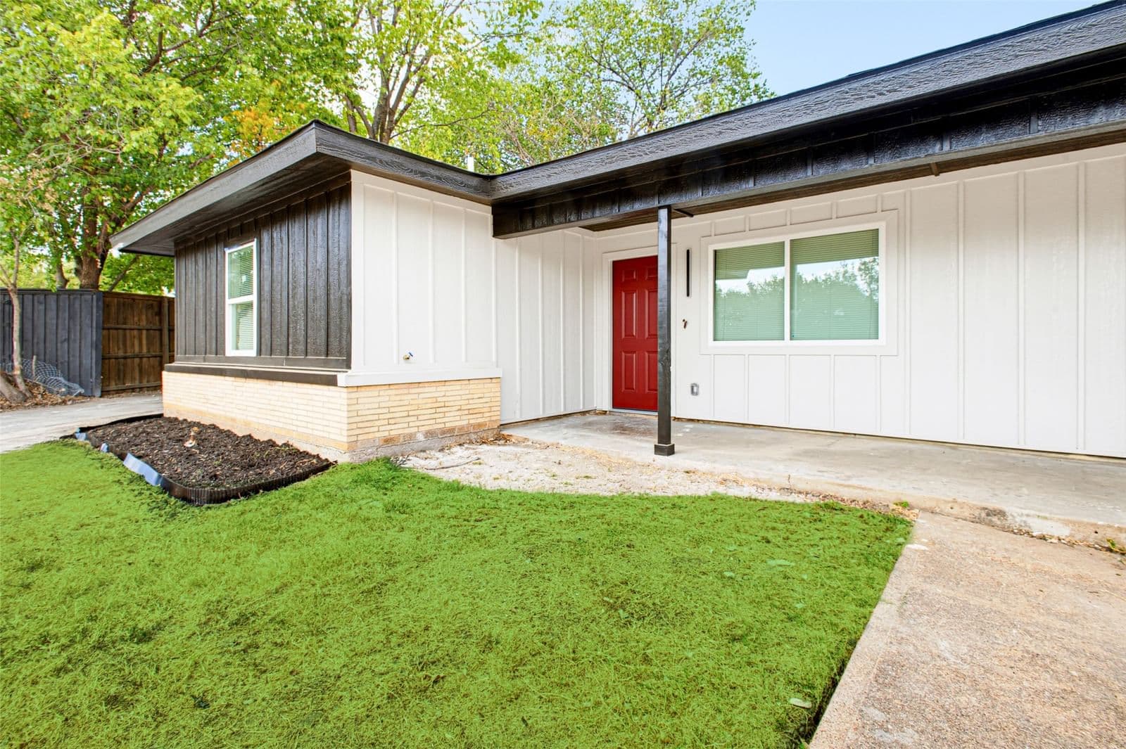 418 Dawson Circle - Photo 3