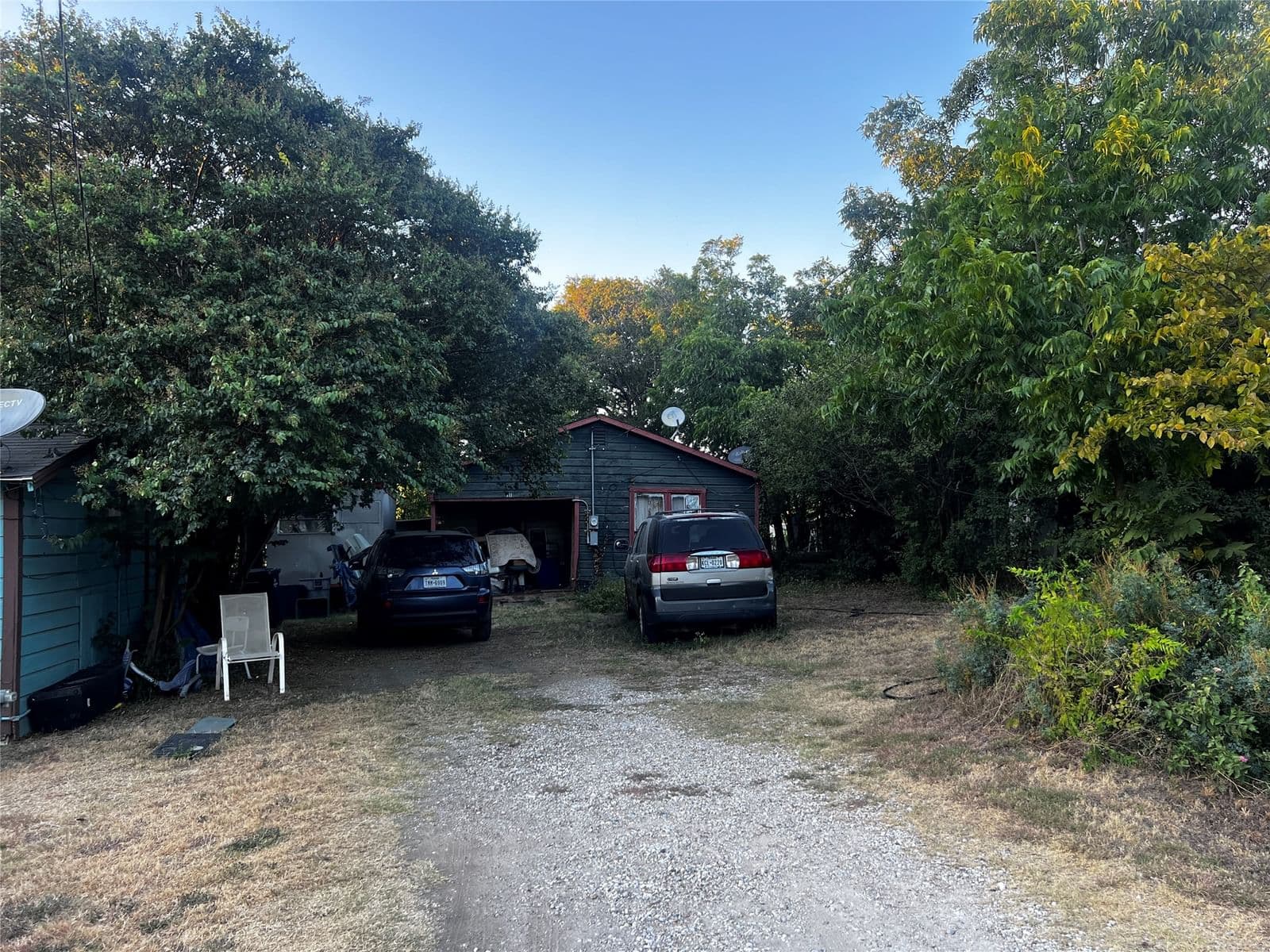 109 E Indiana Avenue - Photo 2