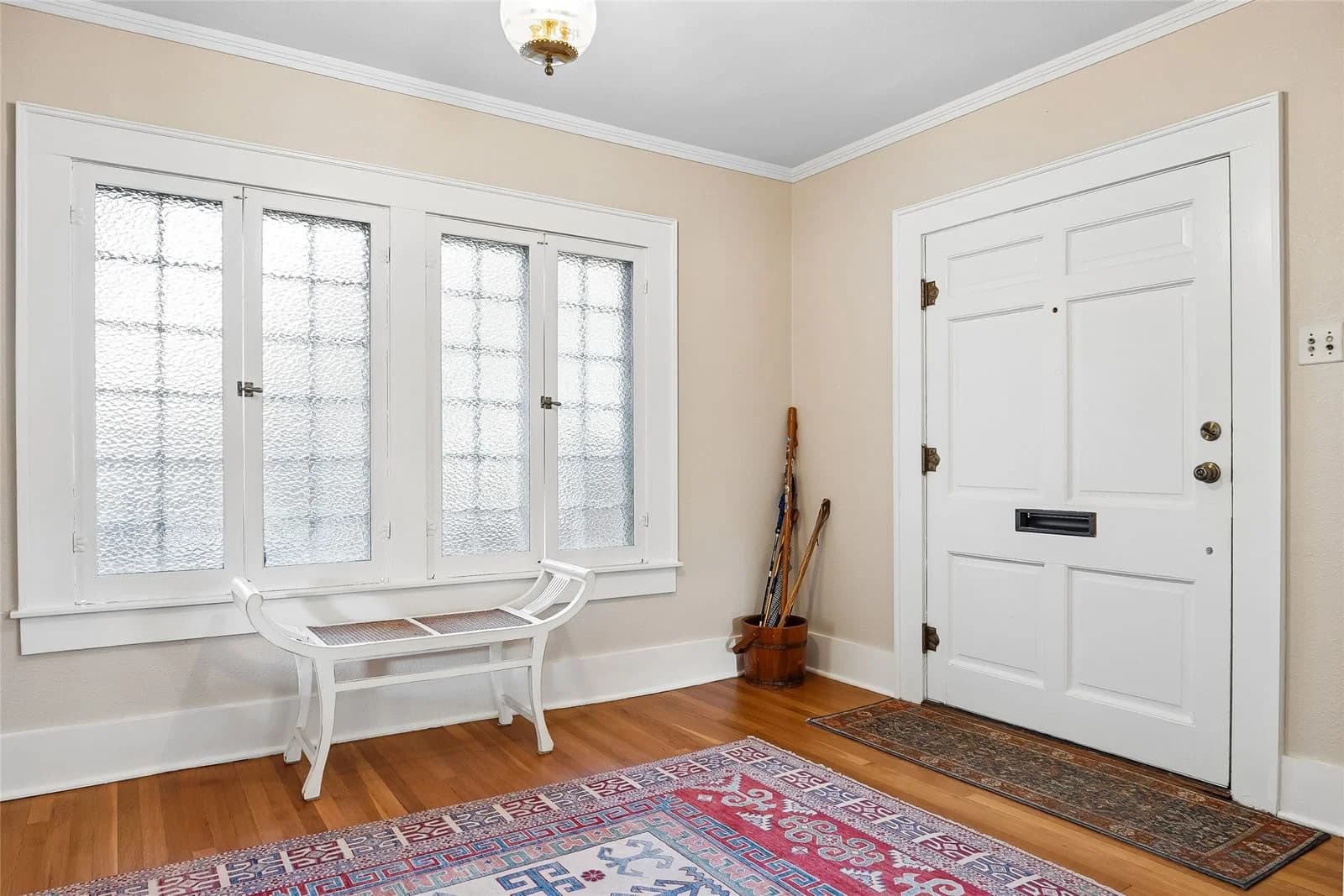 1023 W Oak Street - Photo 2