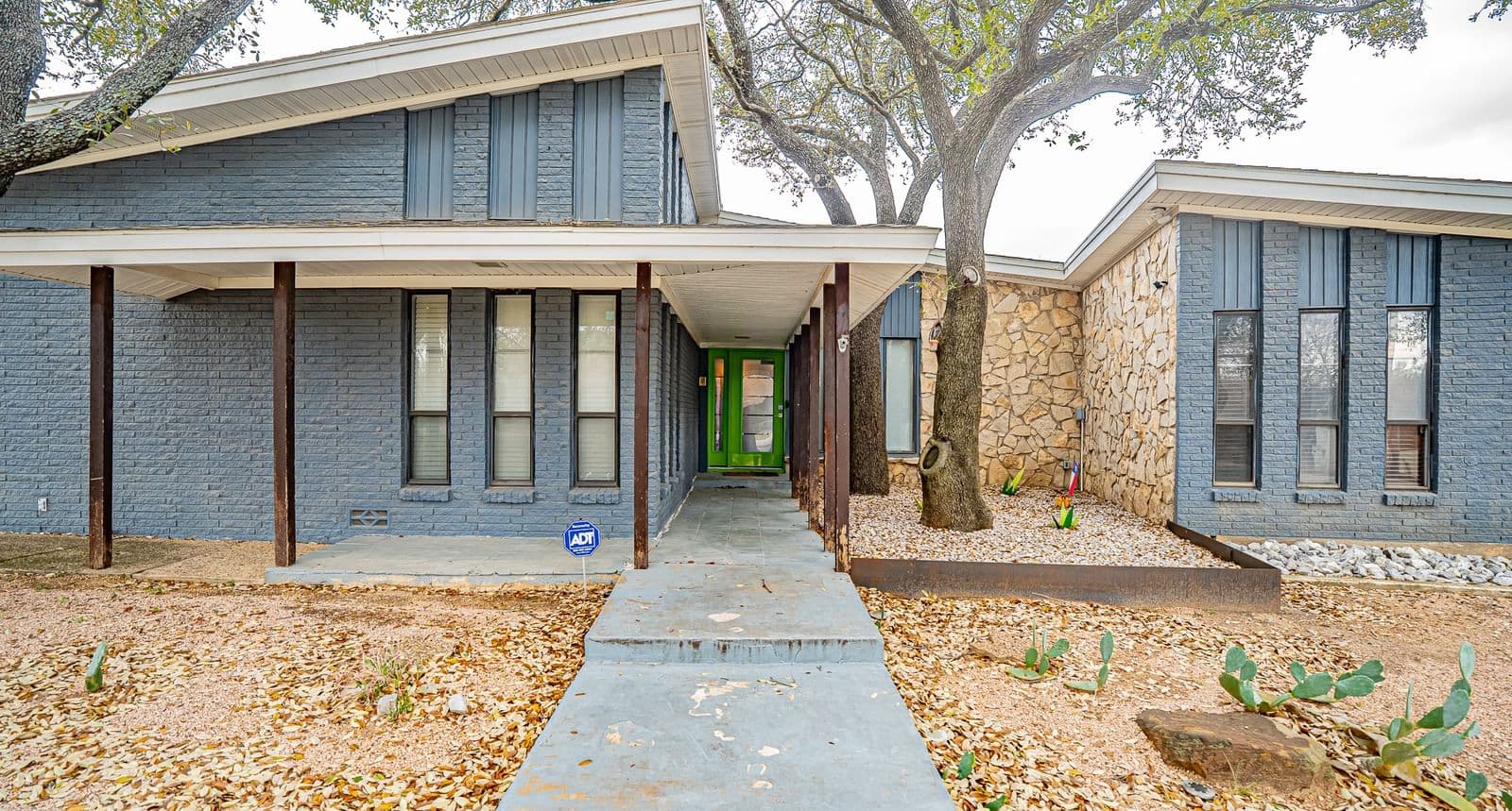 5578 Tiger Trail - Photo 3