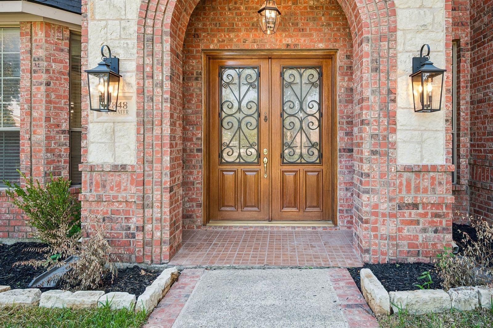 3848 W Pioneer Drive - Photo 2