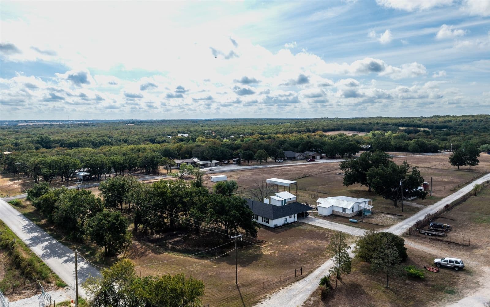 1290 County Road 3355 - Photo 2