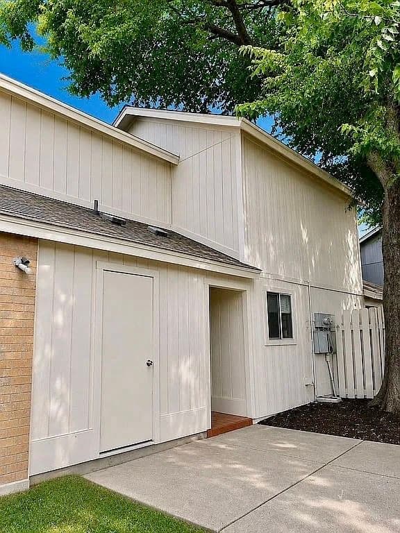 2322 Summer Place Drive - Photo 2