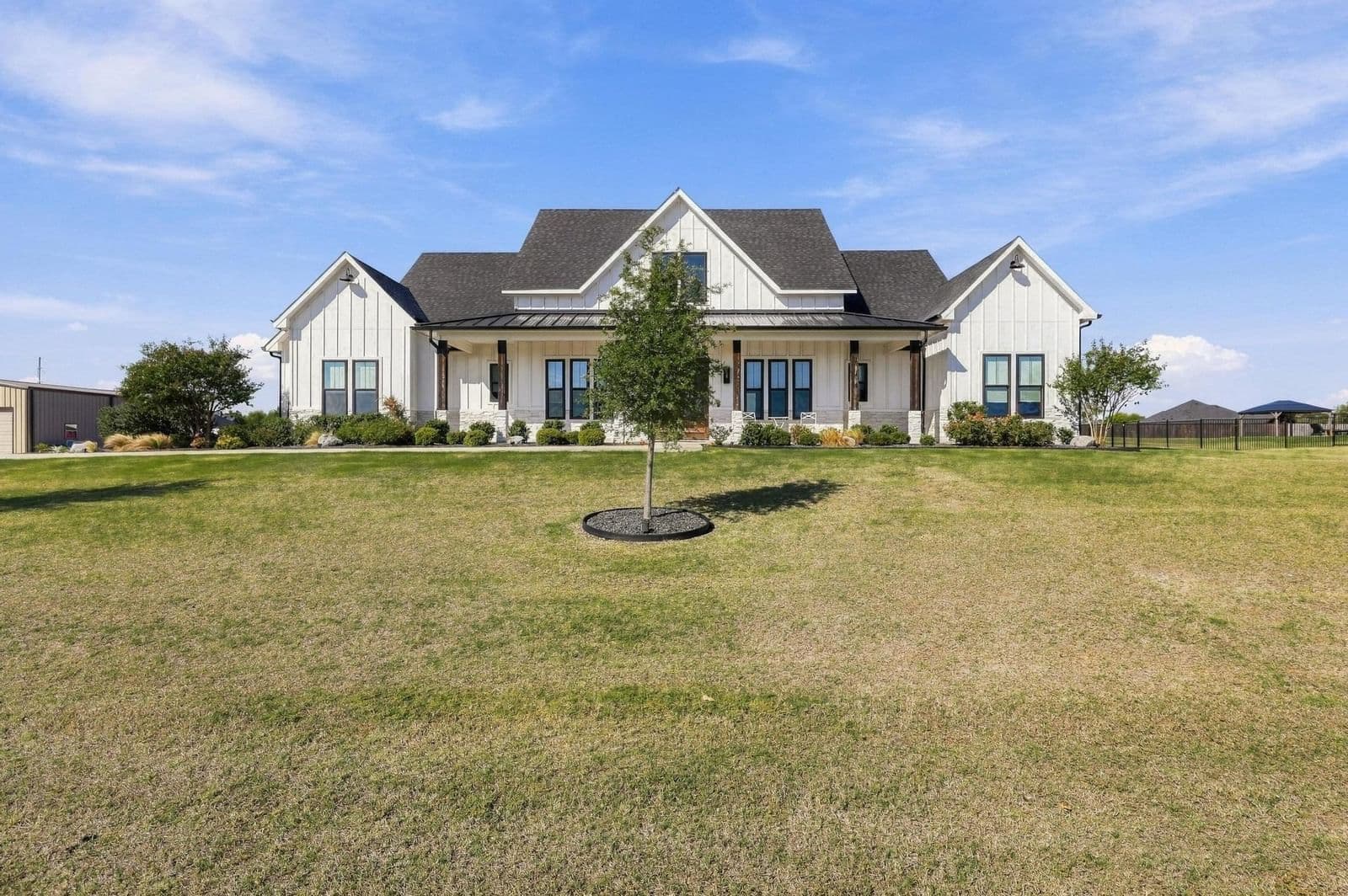 222 Magnolia Drive - Photo