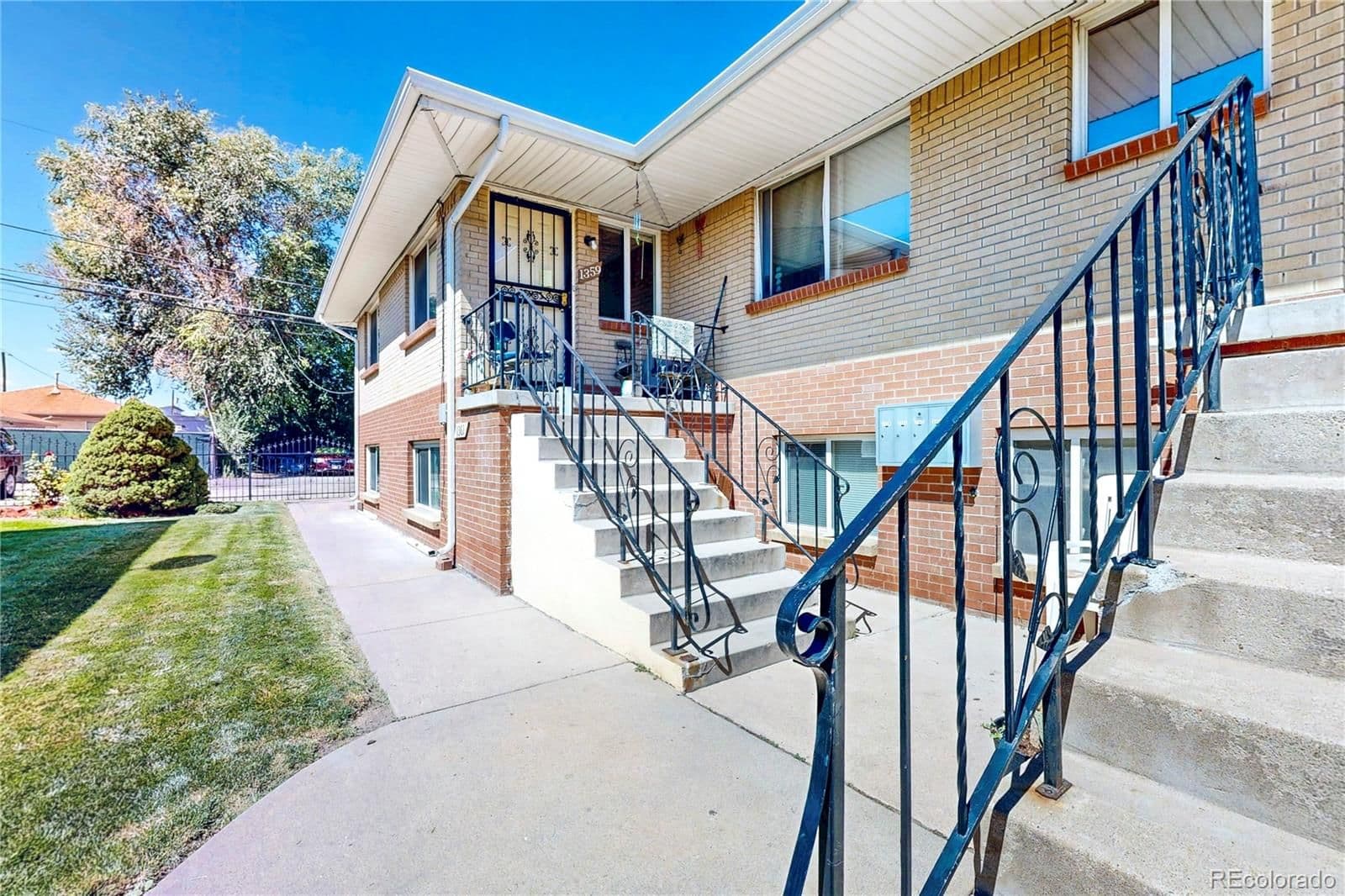 1359 Wolff Street - Photo 3