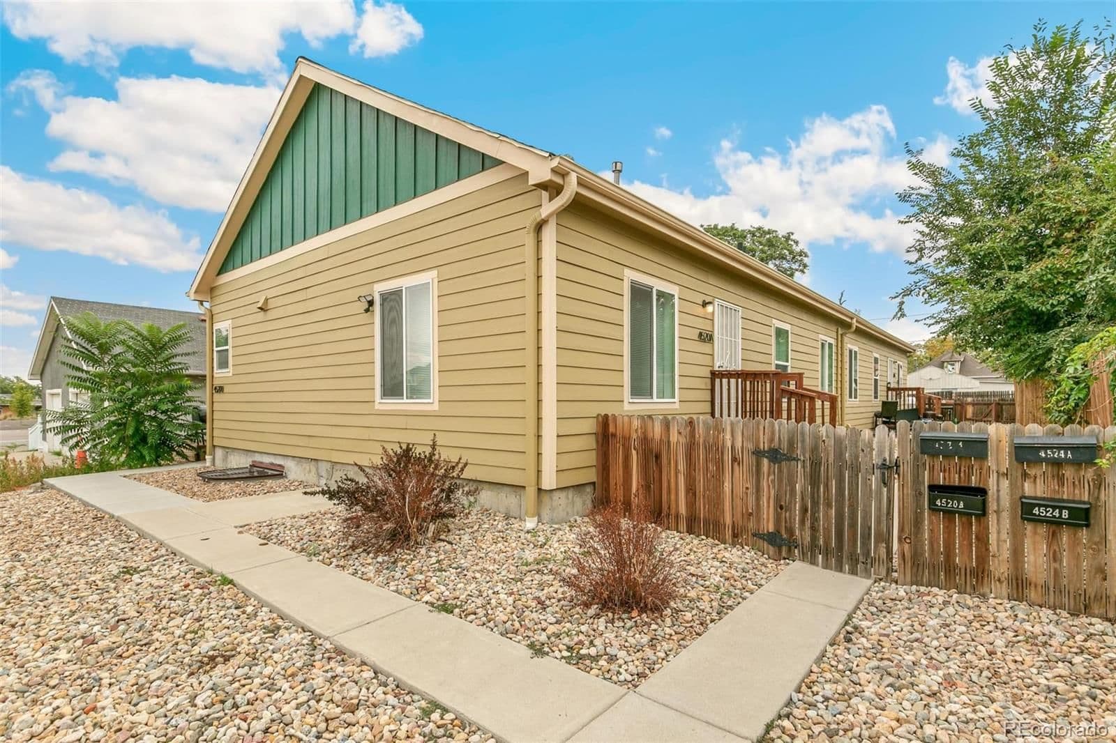 4524 Thompson Court - Photo