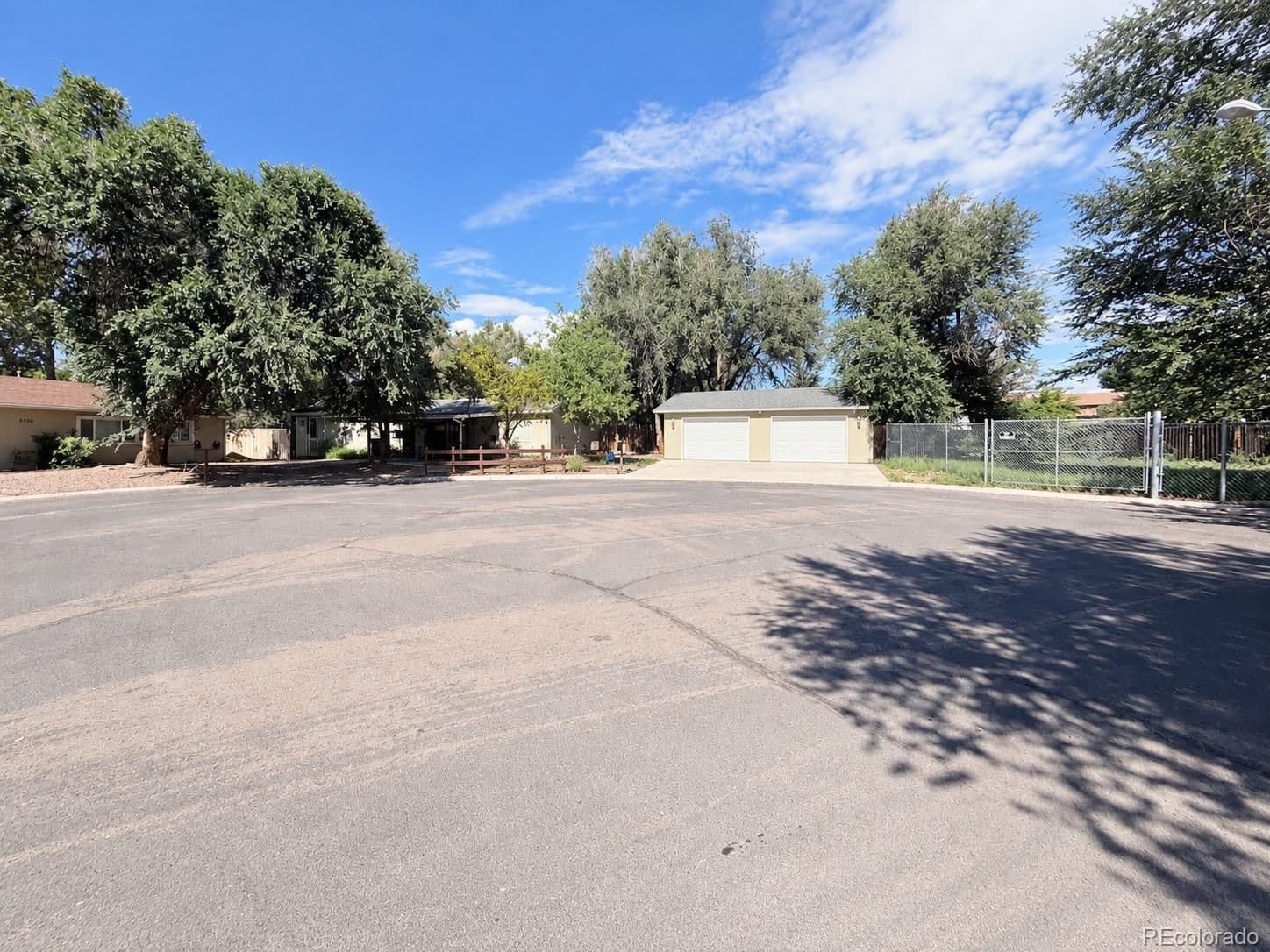 1130 Valley Manor Court - Photo 3