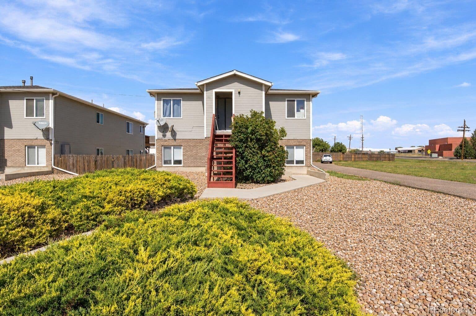 585 Woodward Avenue - Photo 2