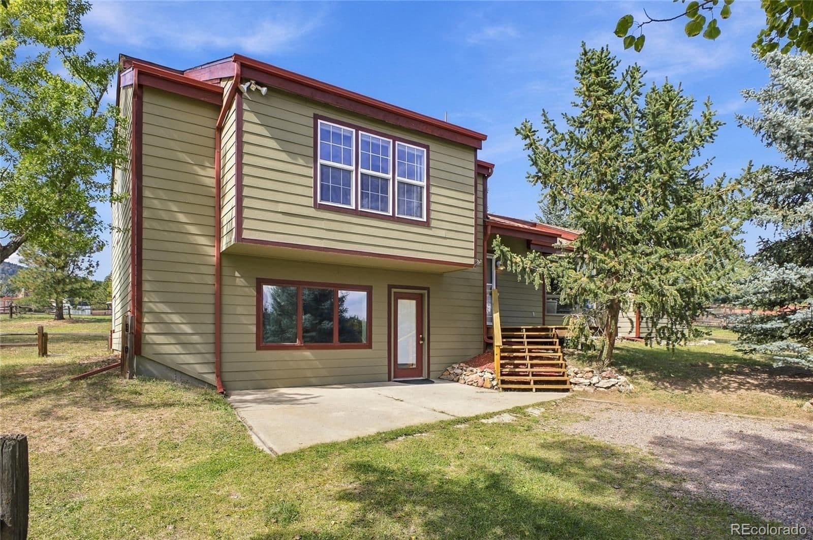 5127 Greenwood Court - Photo 3