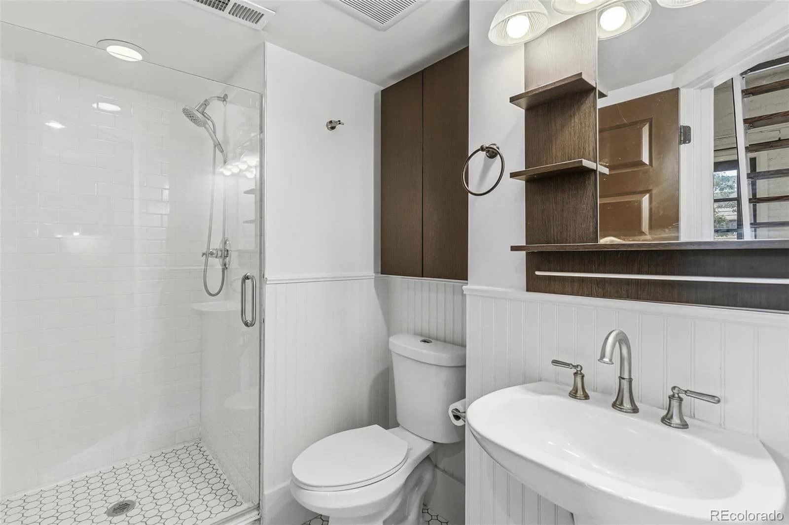 1307 Franklin Street - Photo 2
