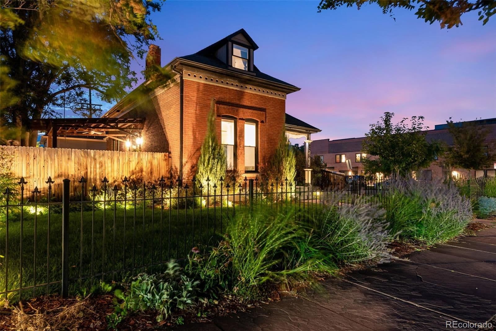 2963 Stout Street - Photo