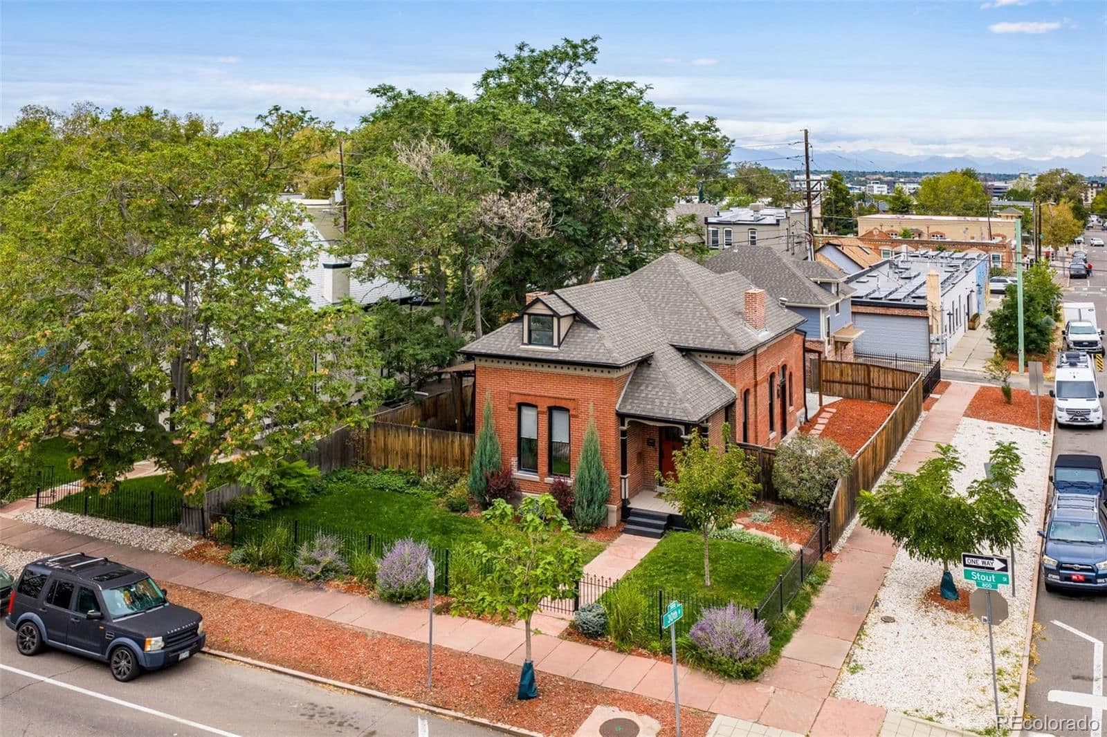 2963 Stout Street - Photo 3