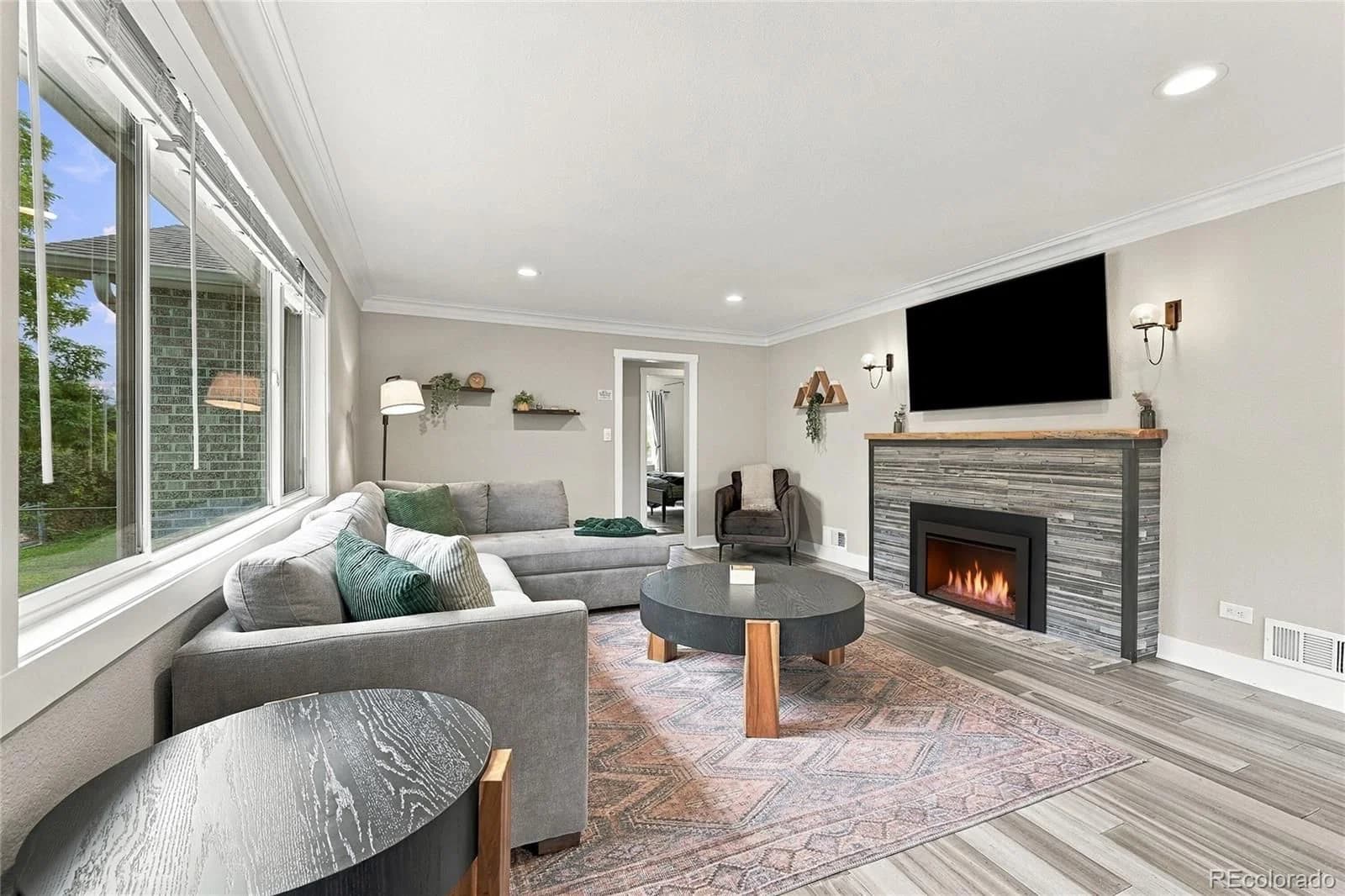 3101 Logan Street - Photo 3