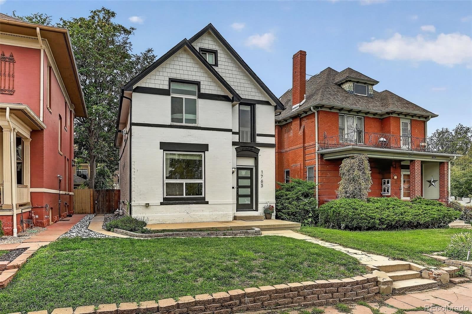 1763 Vine Street - Photo