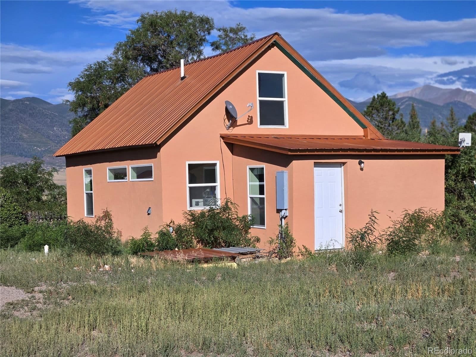 34045 US Highway 285 - Photo