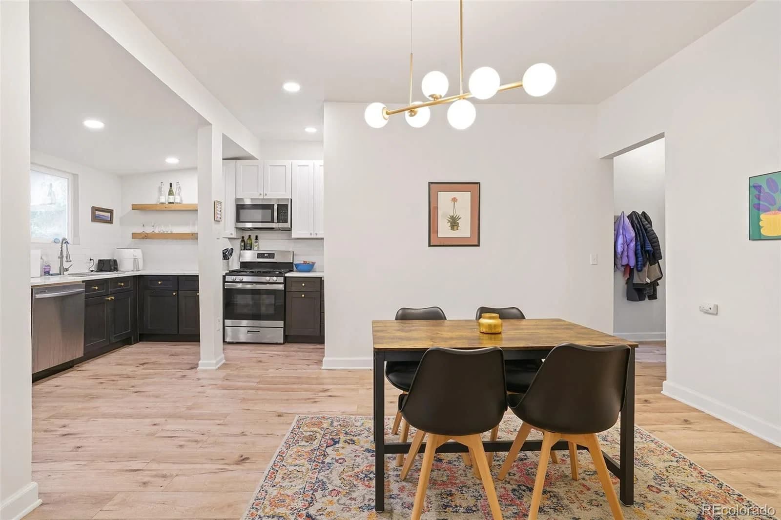 701 Galapago Street - Photo 3