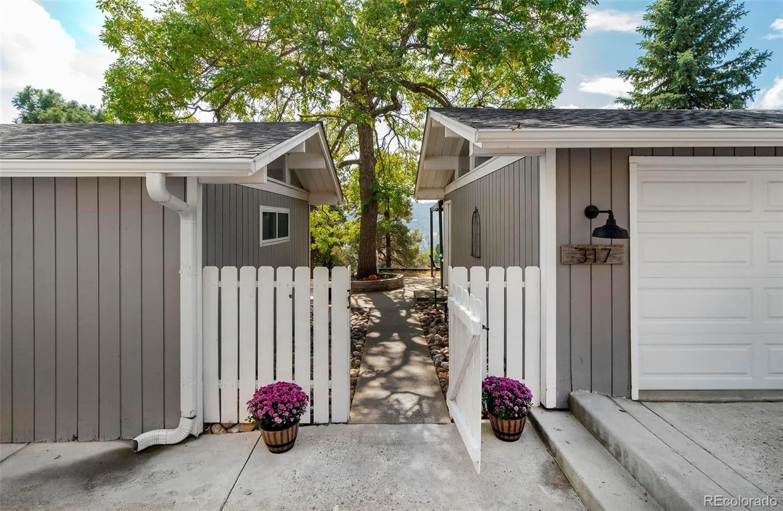 317 Lamb Lane - Photo 3