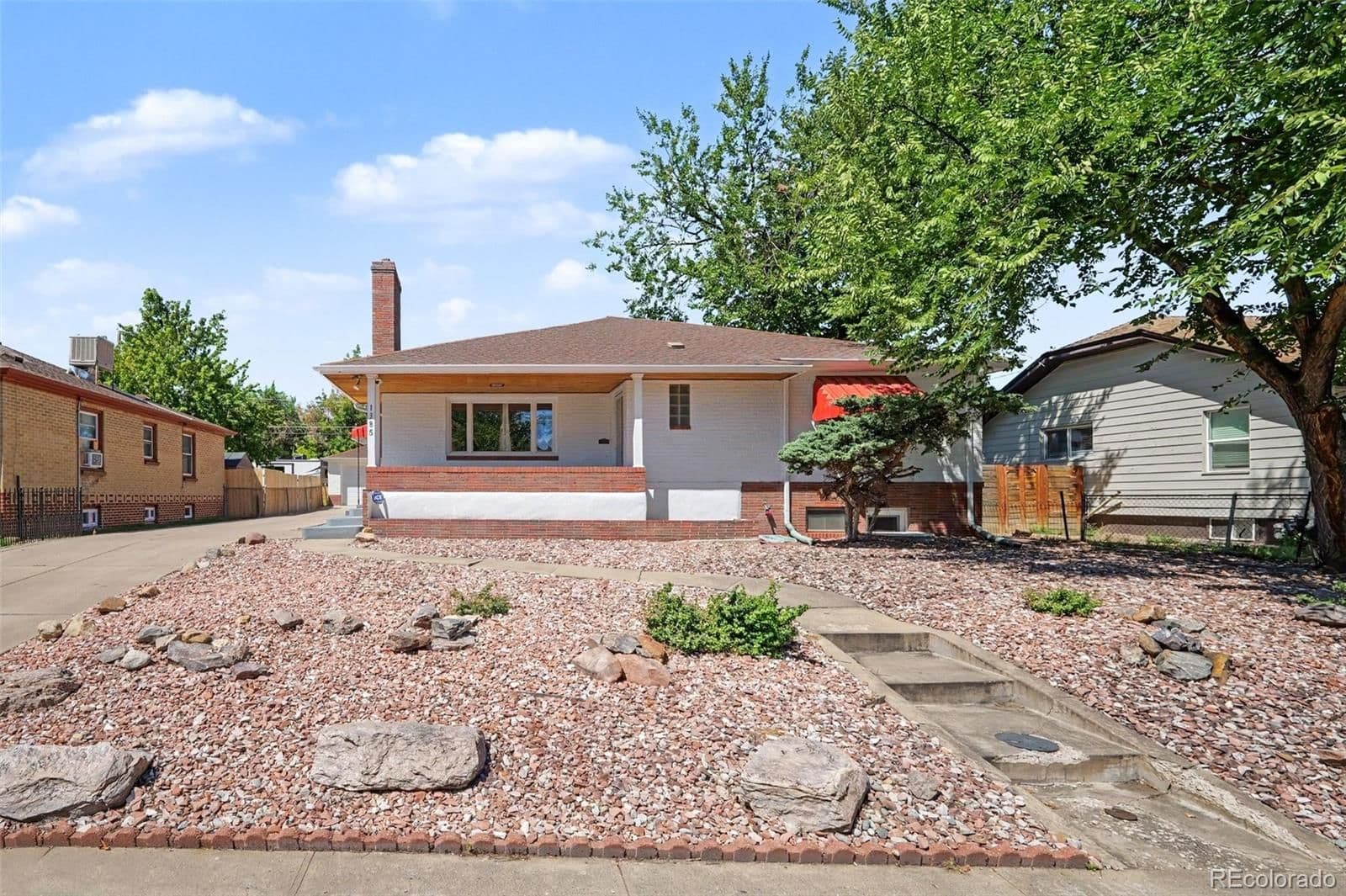 1385 Dayton Street - Photo 3