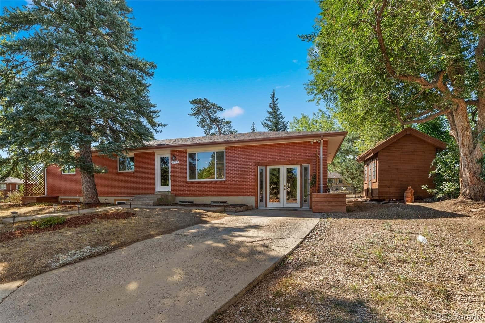 4617 Gordon Drive - Photo 2