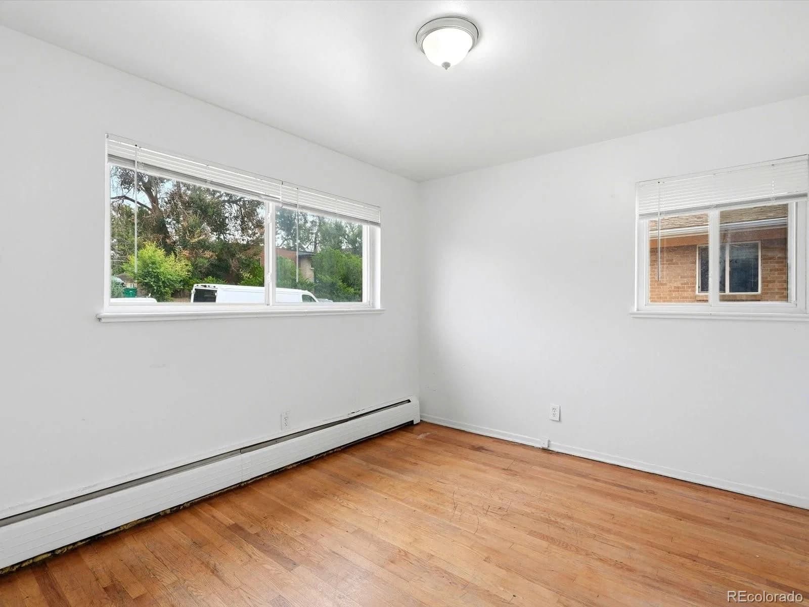 1735 Chester Street - Photo 3