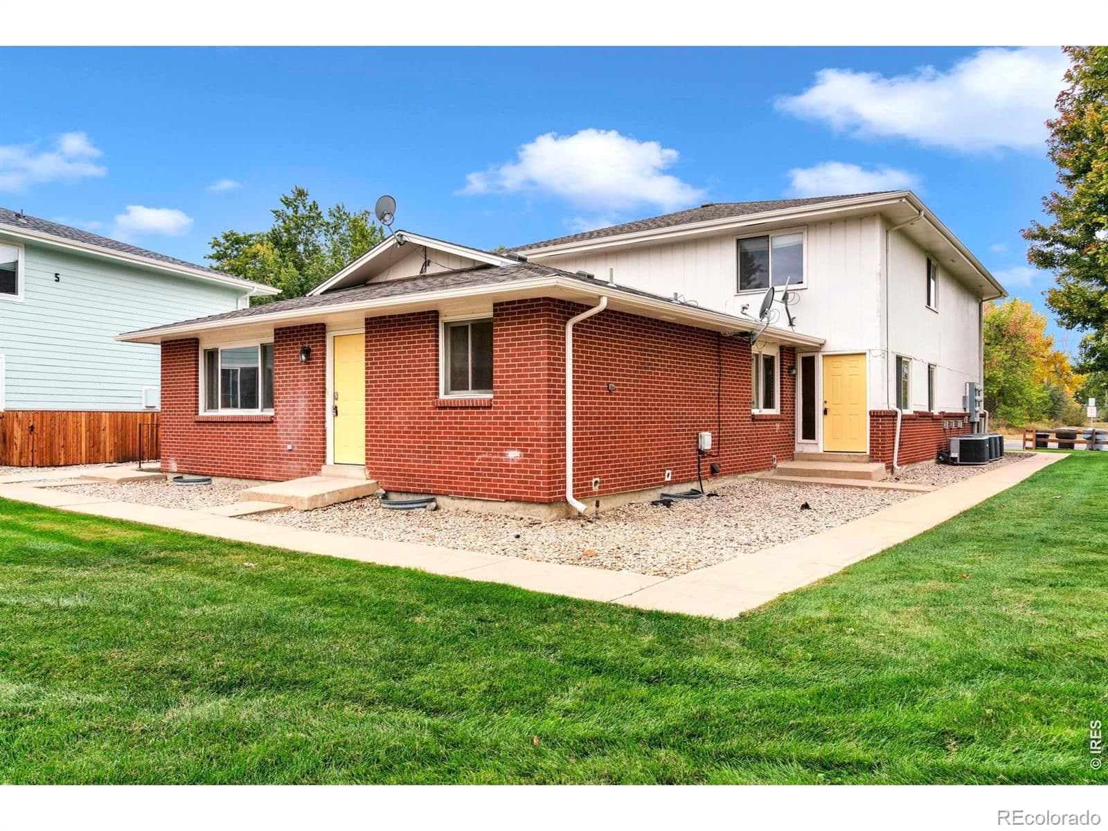 2330 Wedgewood Avenue #Bldg 6 - Photo