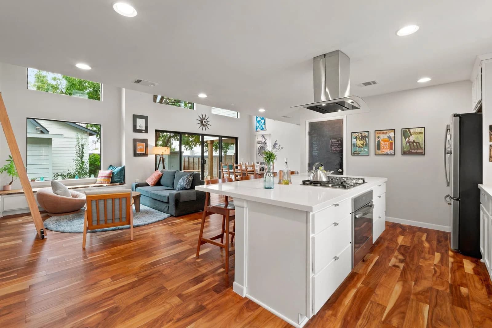 3700  Tower View Ct - Photo 3