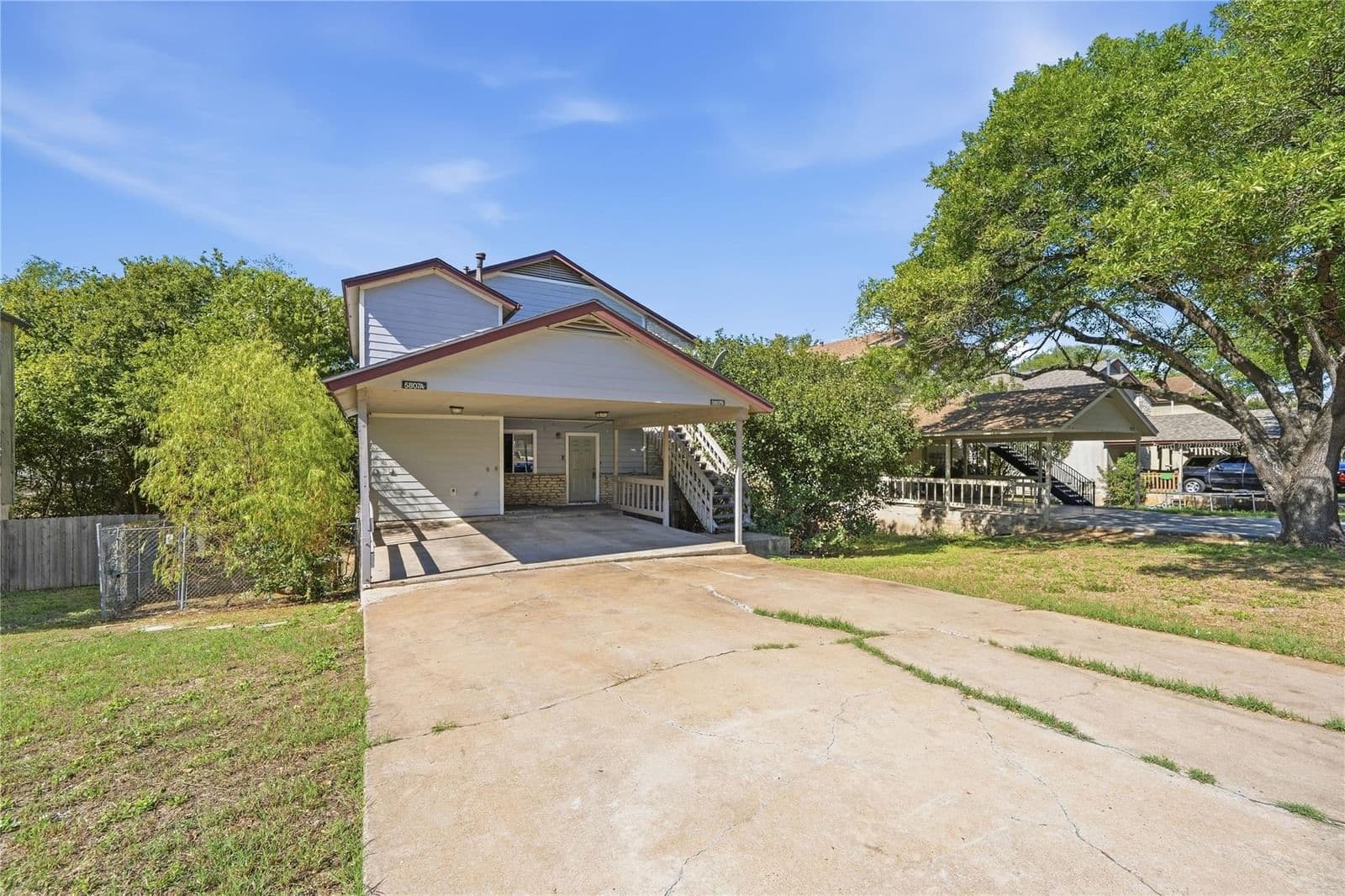 5807  Spring Meadow Rd - Photo 2