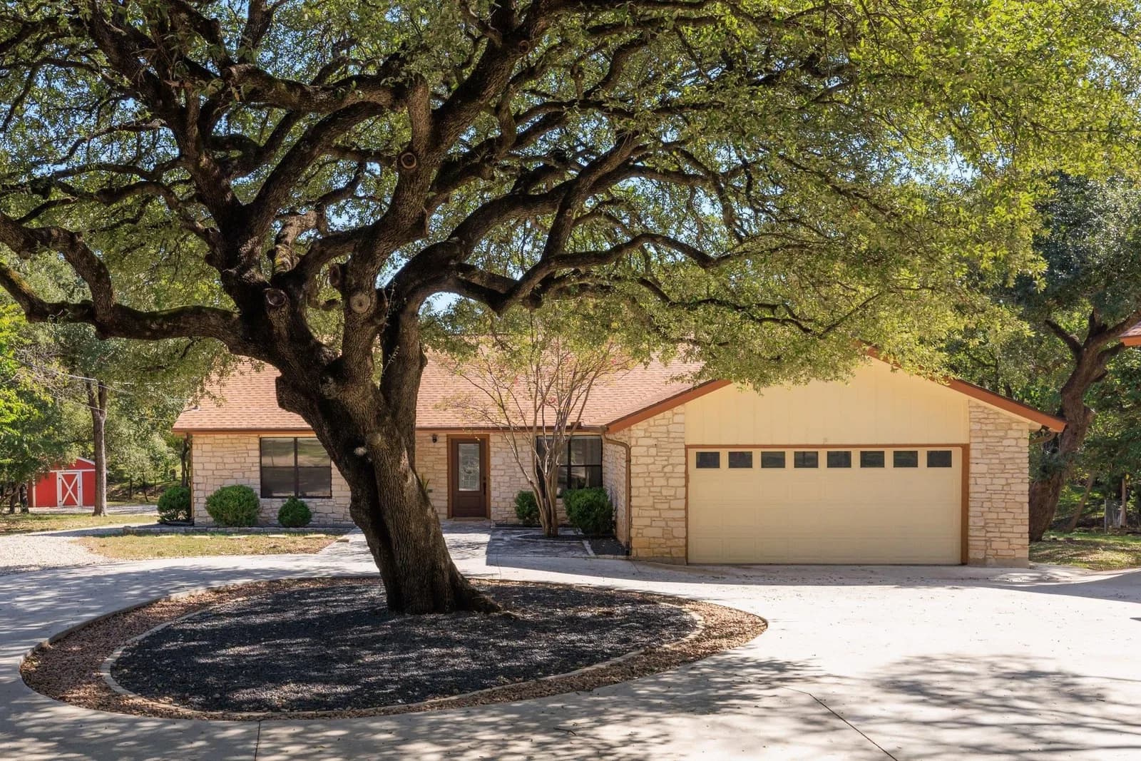 4300  Las Plumas Ct - Photo 3