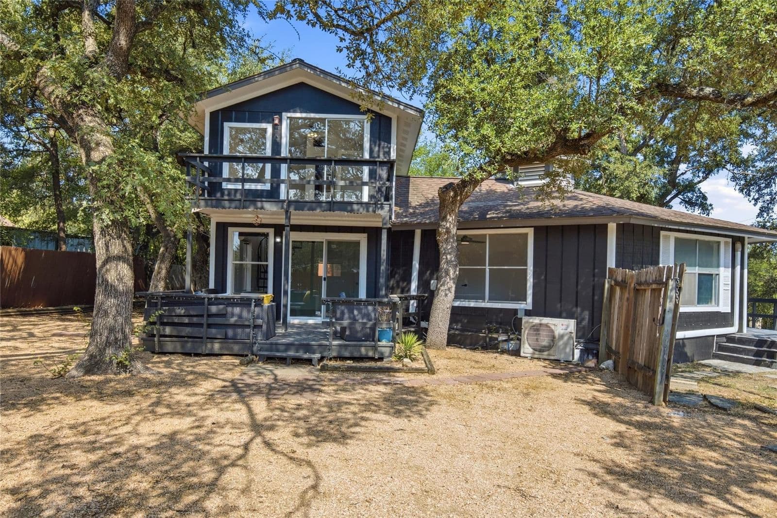 1902  Whitebead Trl - Photo