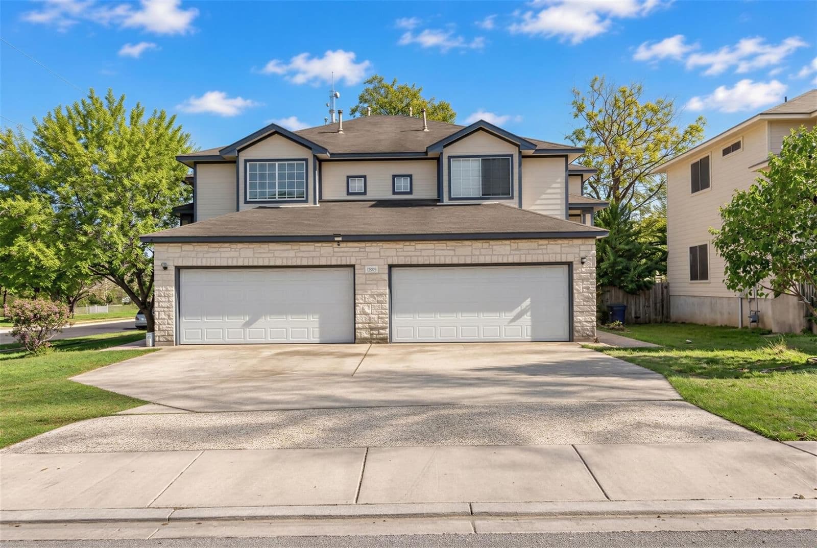 7301  Dan Jean Dr - Photo