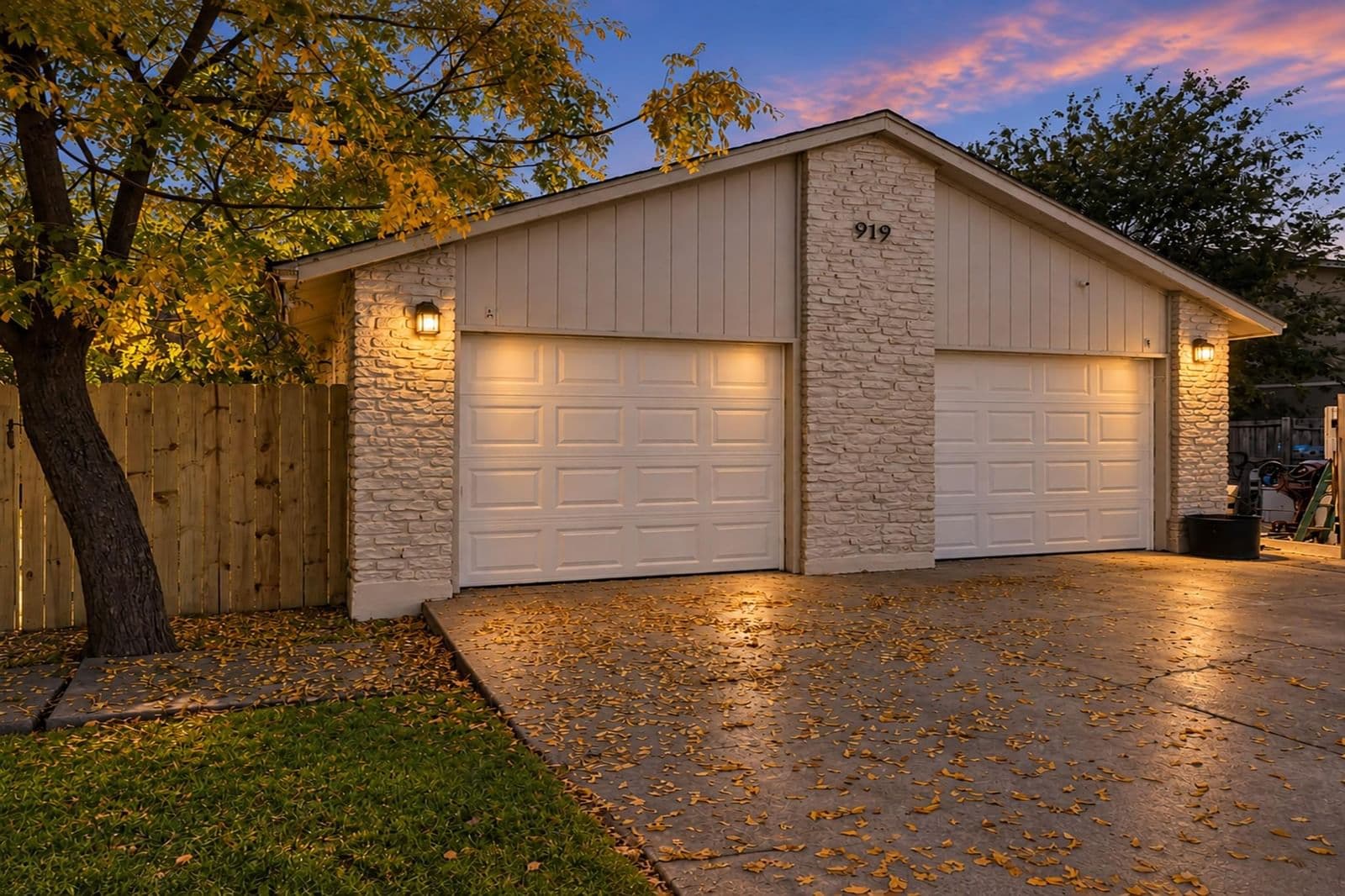 919  Fieldwood Dr - Photo