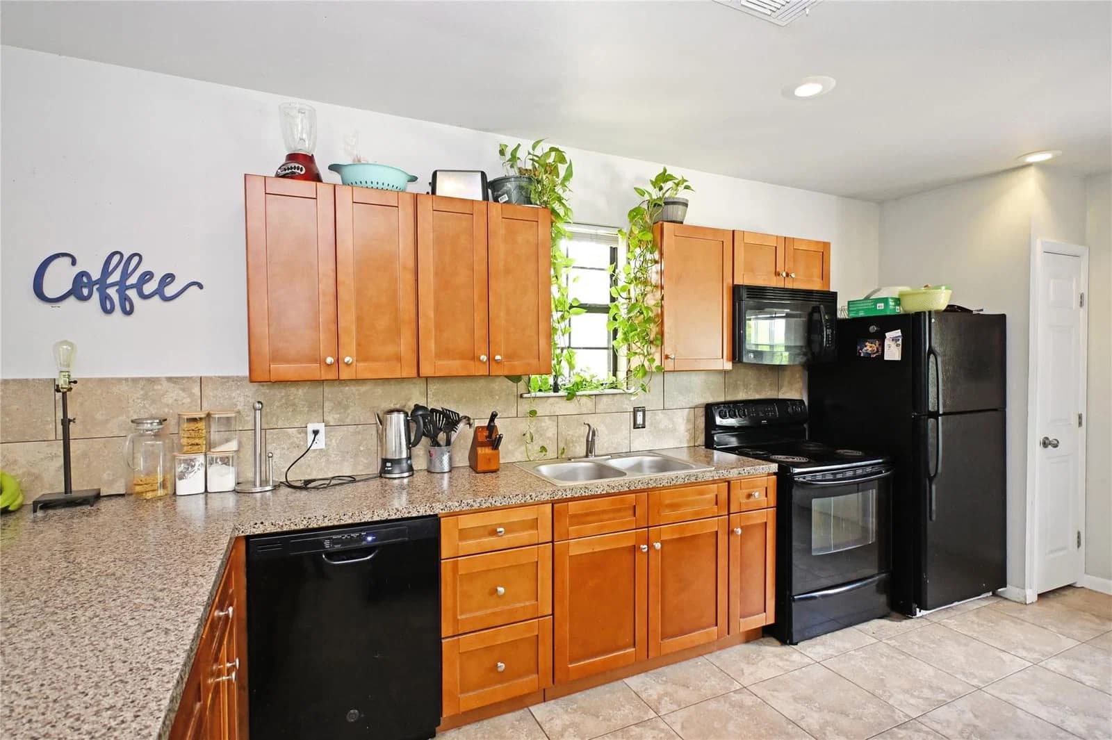321  HIGH LOW DR Dr - Photo 2