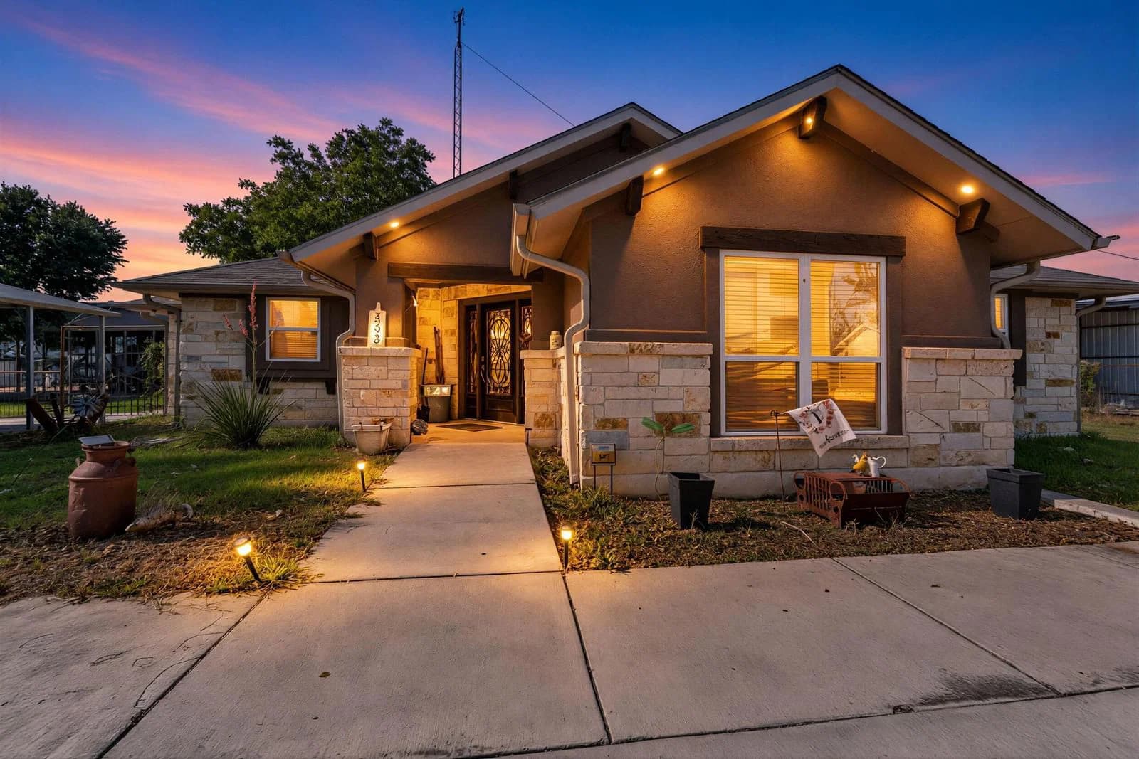 343 E Jackson St - Photo