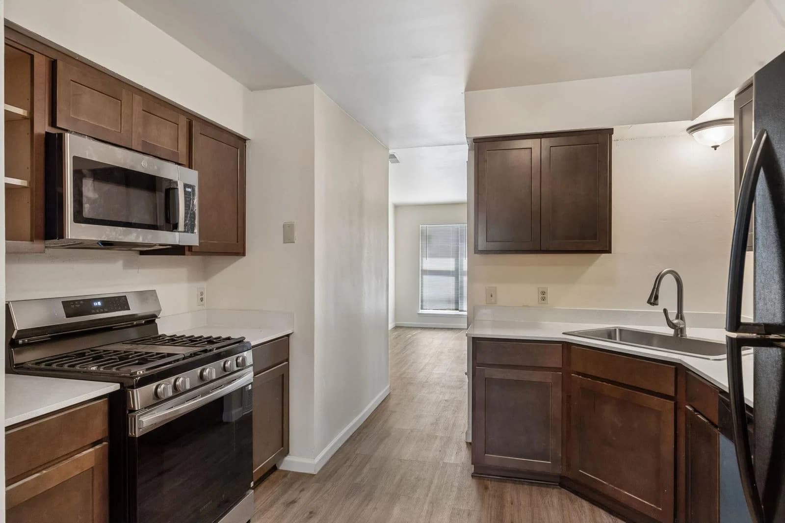 7308  Salt Springs Dr - Photo 2