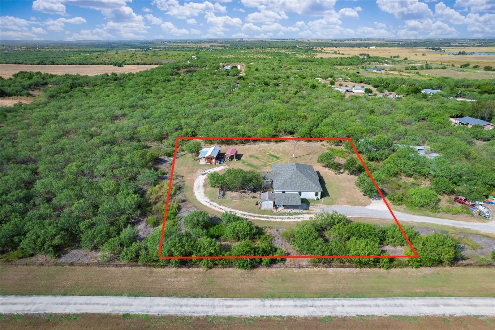 5734  FM 621 - Photo 2