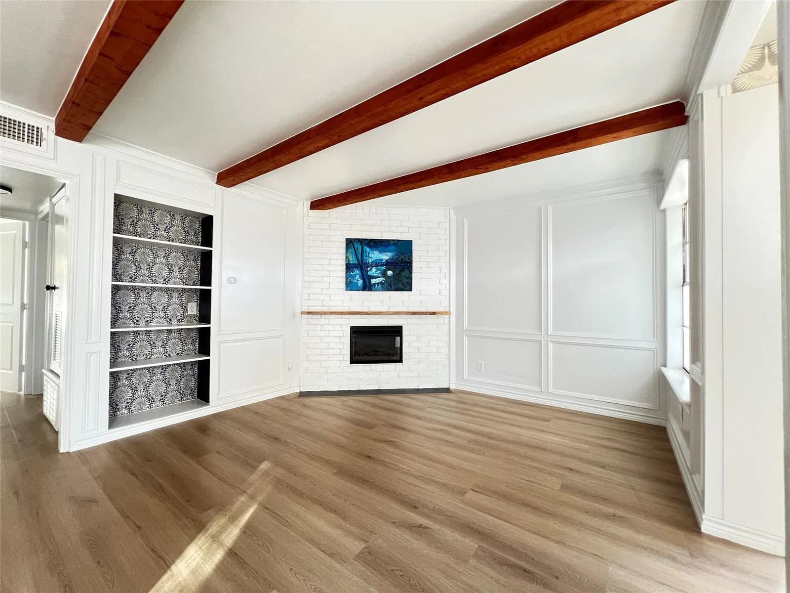 3310  Hycreek Dr - Photo 2