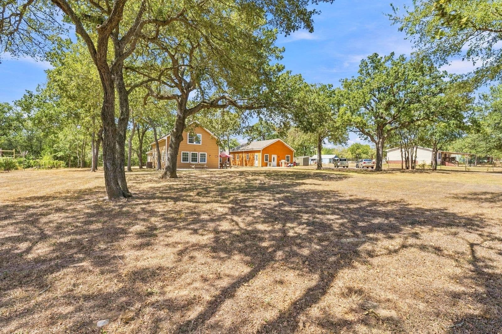 172  Heritage Oaks Dr - Photo