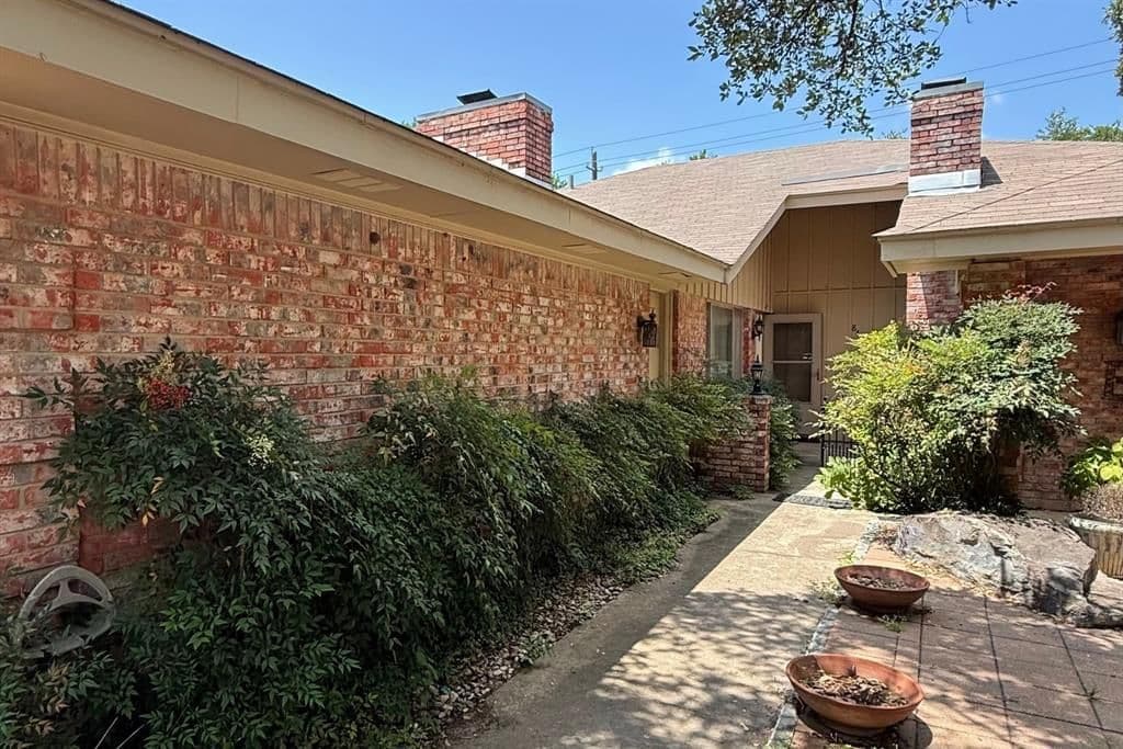 8421  Fathom Cir  #A & B - Photo 2