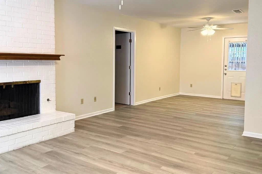 8421  Fathom Cir  #A & B - Photo 3
