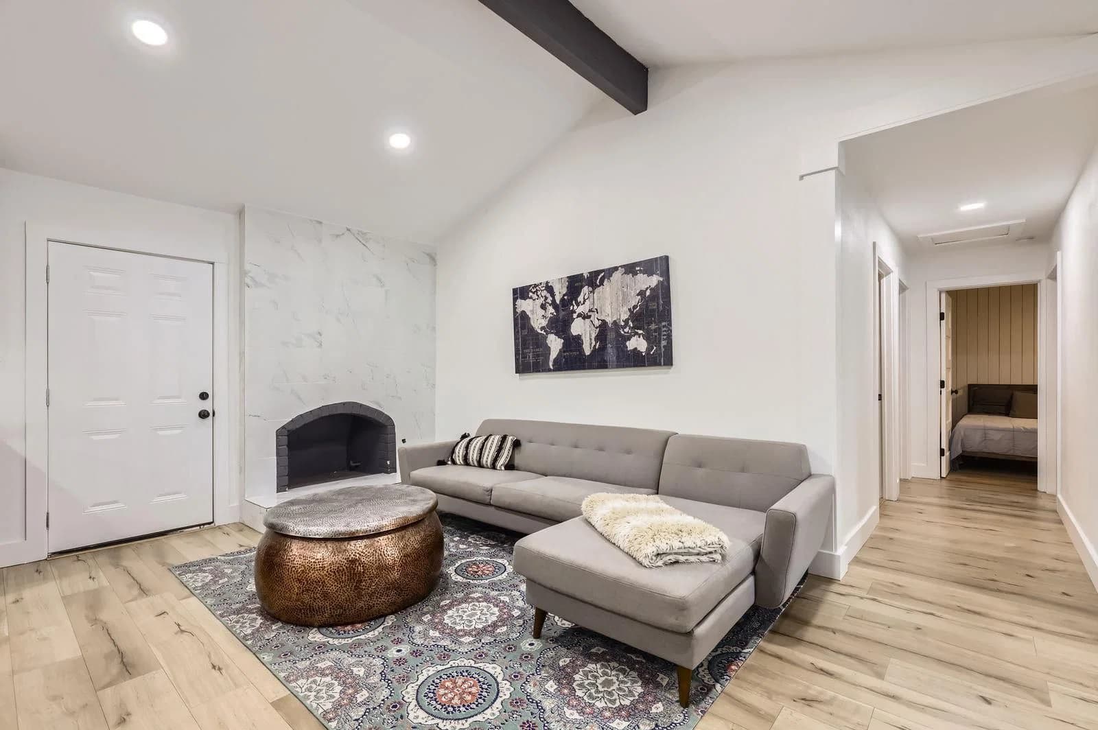 5236  Meadow Creek Dr - Photo 2