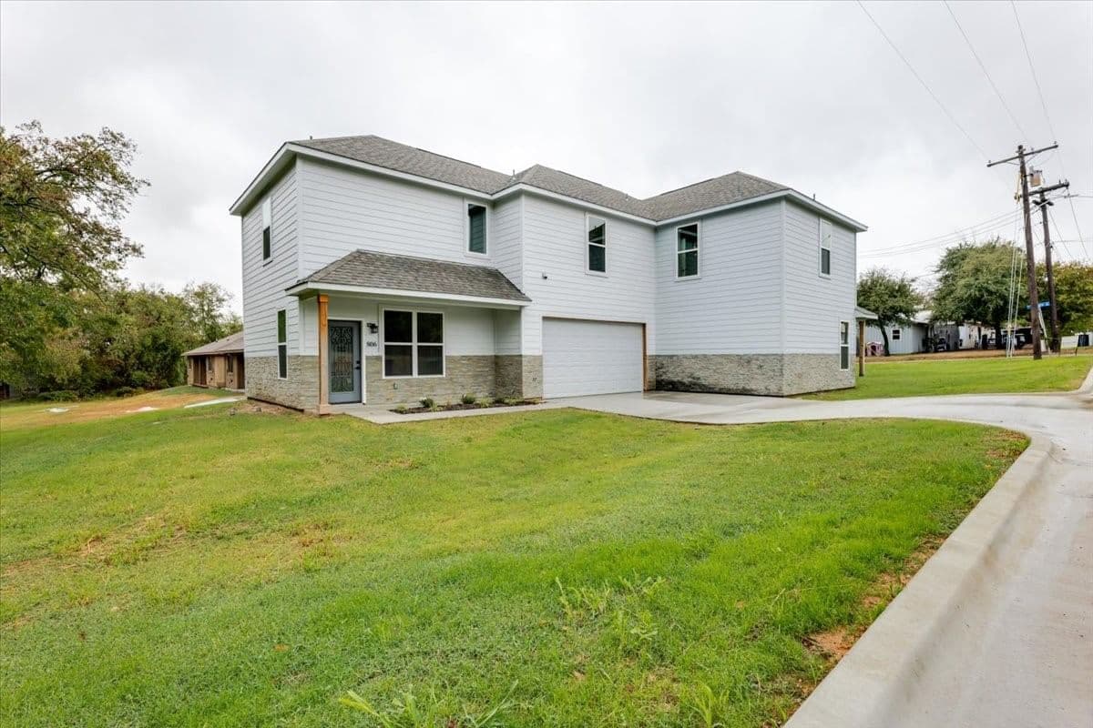 806 N Cates Street - Photo