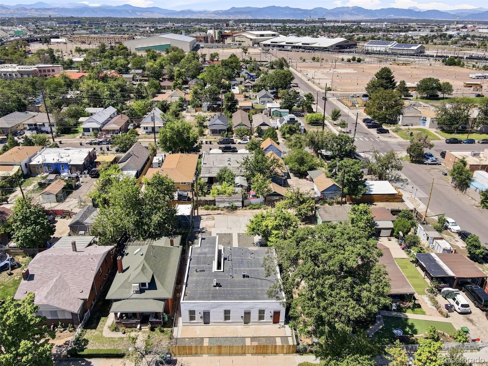 4779 Vine Street - Photo