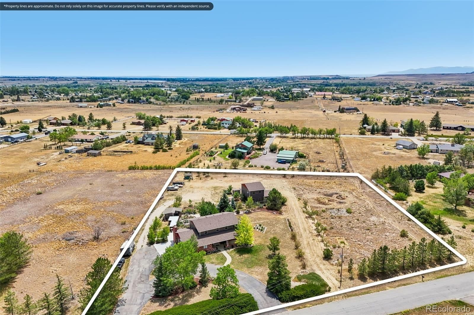 4901 Beverly Drive - Photo