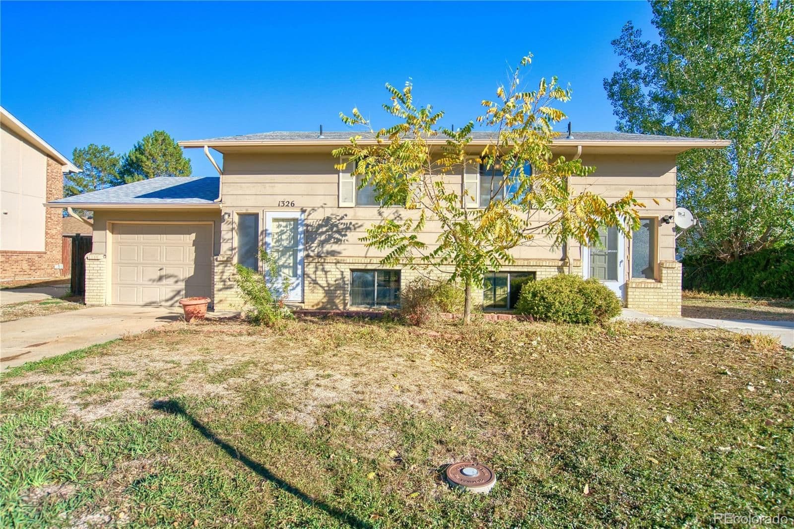 1324 Holly Avenue - Photo
