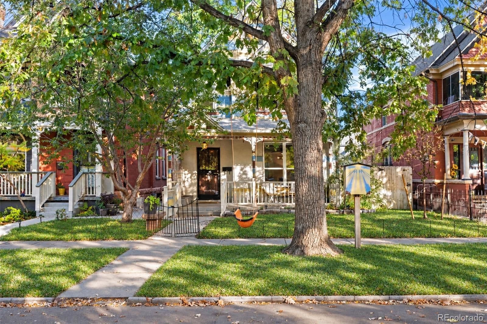 2336 High Street - Photo