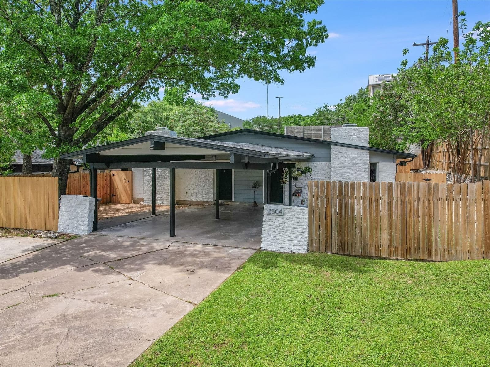 2504 Audubon Pl - Photo